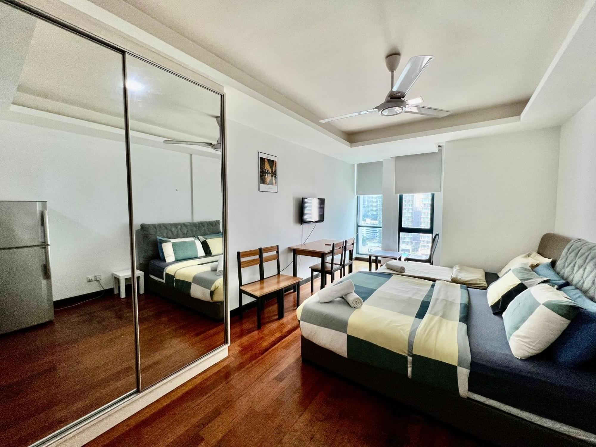 Couple Suite At Casa Residency 5 Mins Walk To Lrt, Jalan Alor & Bukit Bintang Kuala Lumpur Exteriör bild